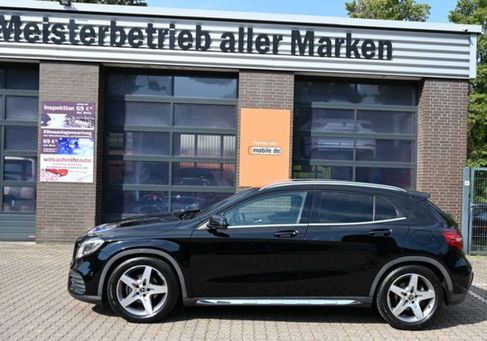 Mercedes-Benz GLA 180, 2020