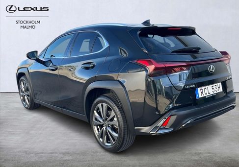 Lexus UX, 2026