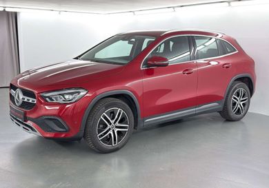 Mercedes-Benz GLA 200, 2021