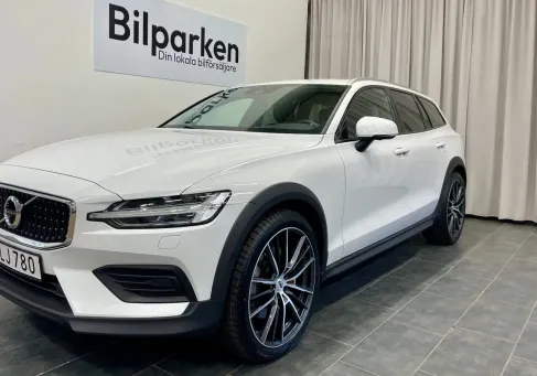 Volvo V60 Cross Country, 2022