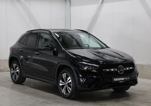 Mercedes-Benz GLA 250, 2024