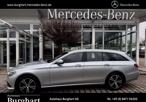 Mercedes-Benz E 220, 2022