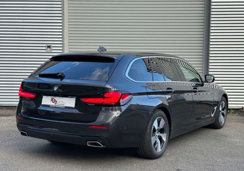 BMW 520, 2021 3