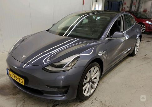 Tesla Model 3, 2019