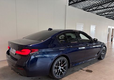 BMW 530, 2021