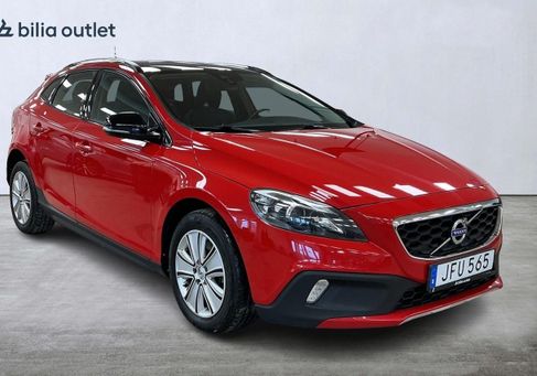 Volvo V40 Cross Country, 2016