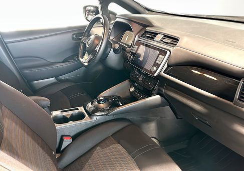 Nissan Leaf, 2021