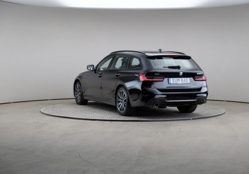 BMW 330, 2021 2