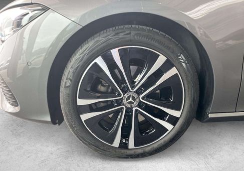 Mercedes-Benz CLA 180, 2023 3