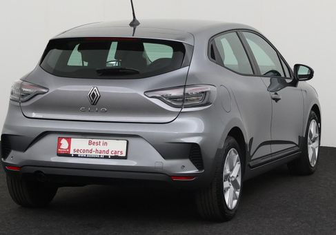 Renault Clio, 2024