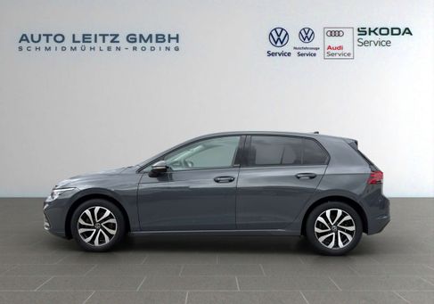 Volkswagen Golf, 2022 3