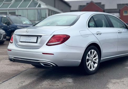 Mercedes-Benz E 200, 2017