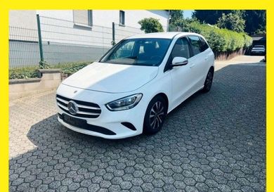 Mercedes-Benz B 180, 2020