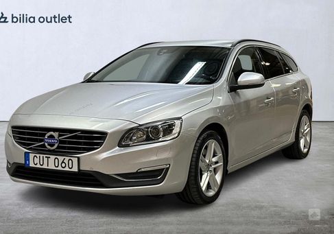 Volvo V60, 2015