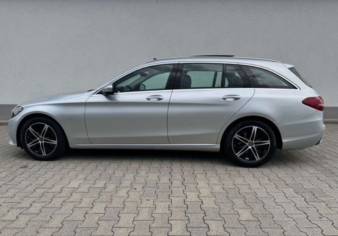 Mercedes-Benz C 180, 2020