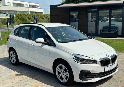 BMW 218, 2019 3