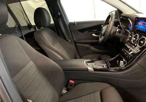 Mercedes-Benz GLC 300, 2021