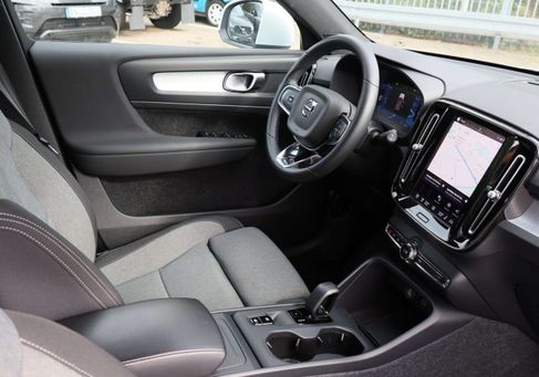 Volvo XC40, 2023 3