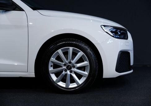 Audi A1, 2023