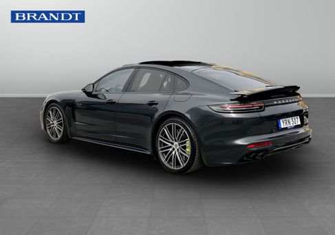 Porsche Panamera, 2018