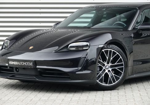 Porsche Taycan, 2023