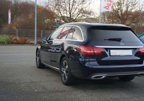 Mercedes-Benz C 300, 2020