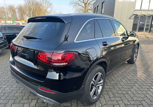 Mercedes-Benz GLC 300, 2022