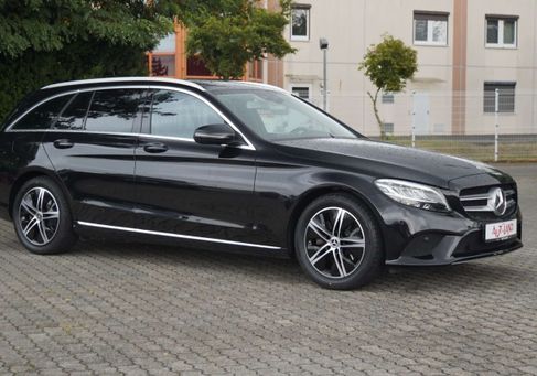 Mercedes-Benz C 180, 2020