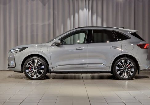 Ford Kuga, 2025