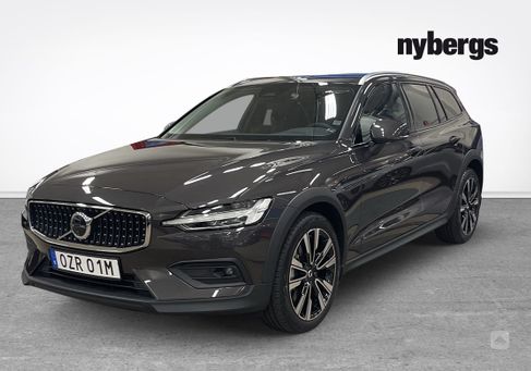 Volvo V60 Cross Country, 2024