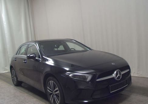 Mercedes-Benz A 250, 2021