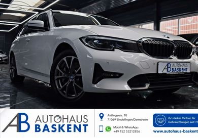 BMW 330, 2021