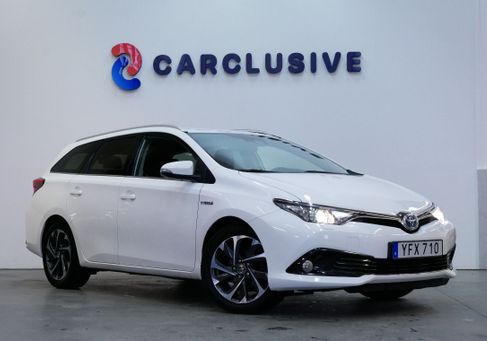 Toyota Auris Touring Sports, 2016