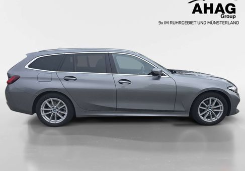 BMW 318, 2023 3