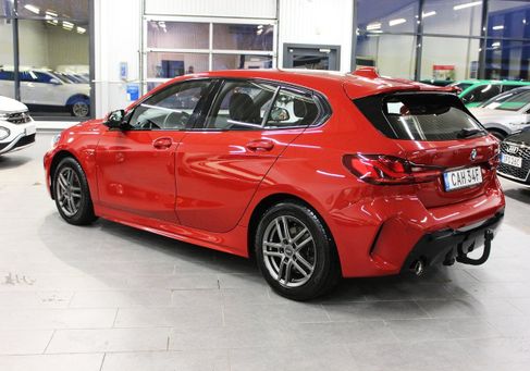 BMW 118, 2022