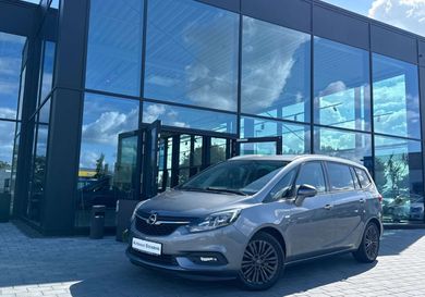 Opel Zafira, 2019