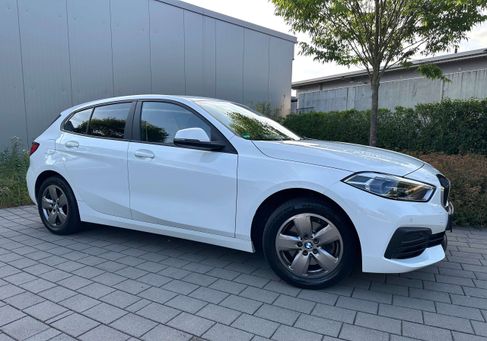 BMW 118, 2020