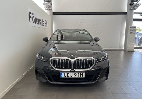 BMW 530, 2026