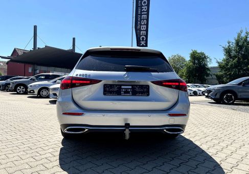 Mercedes-Benz C 220, 2023