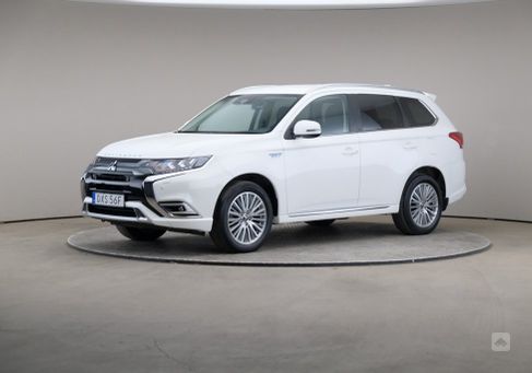 Mitsubishi Outlander, 2020