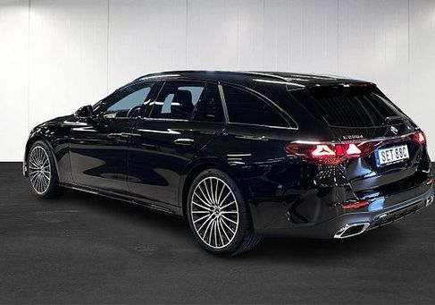 Mercedes-Benz E 220, 2025