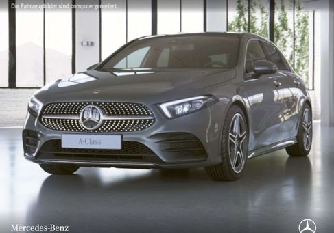 Mercedes-Benz A 220, 2023