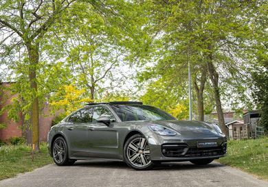 Porsche Panamera, 2022