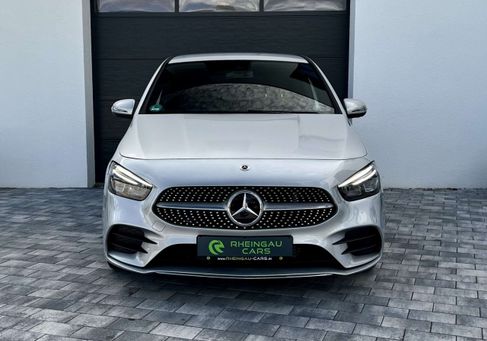 Mercedes-Benz B 220, 2020 3