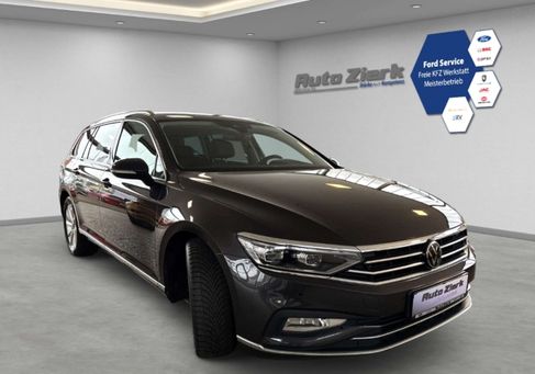 Volkswagen Passat, 2023
