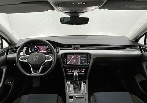 Volkswagen Passat Variant, 2022 3