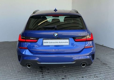 BMW 330, 2022