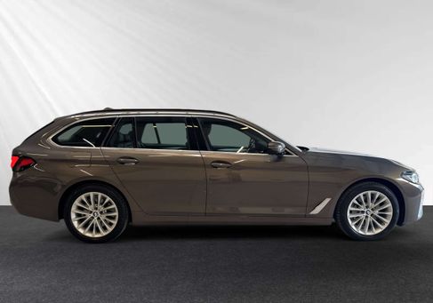 BMW 530, 2021
