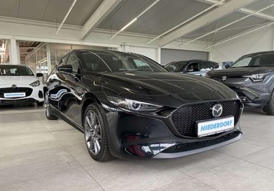 Mazda 3, 2025