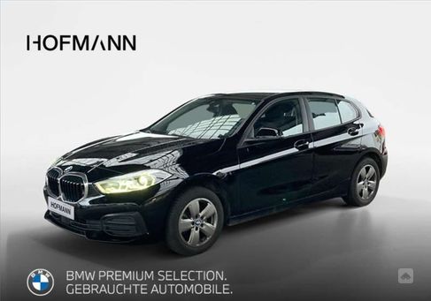 BMW 118, 2021